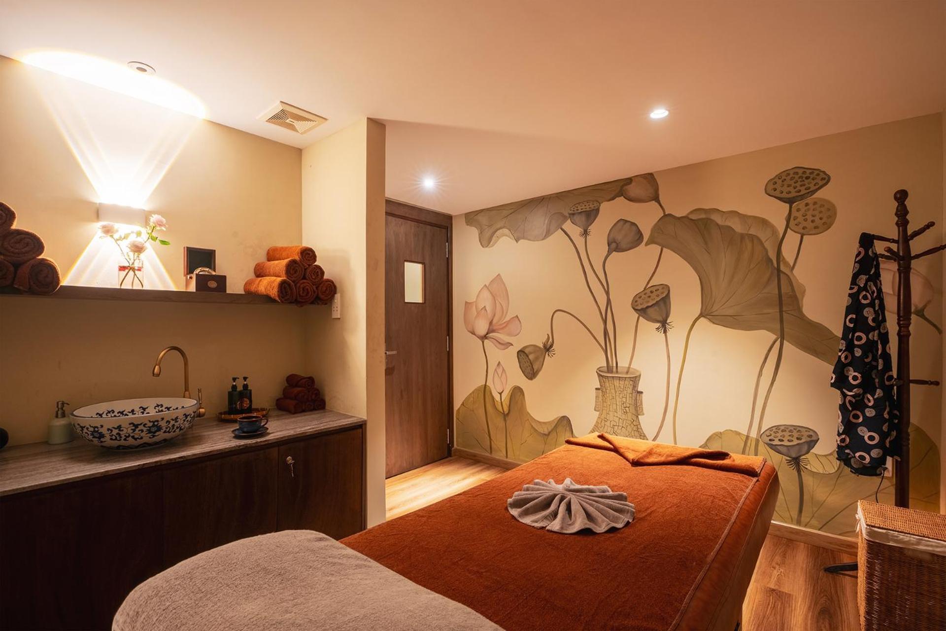 Alagon D'Antique Hotel & Spa Хошимин Экстерьер фото